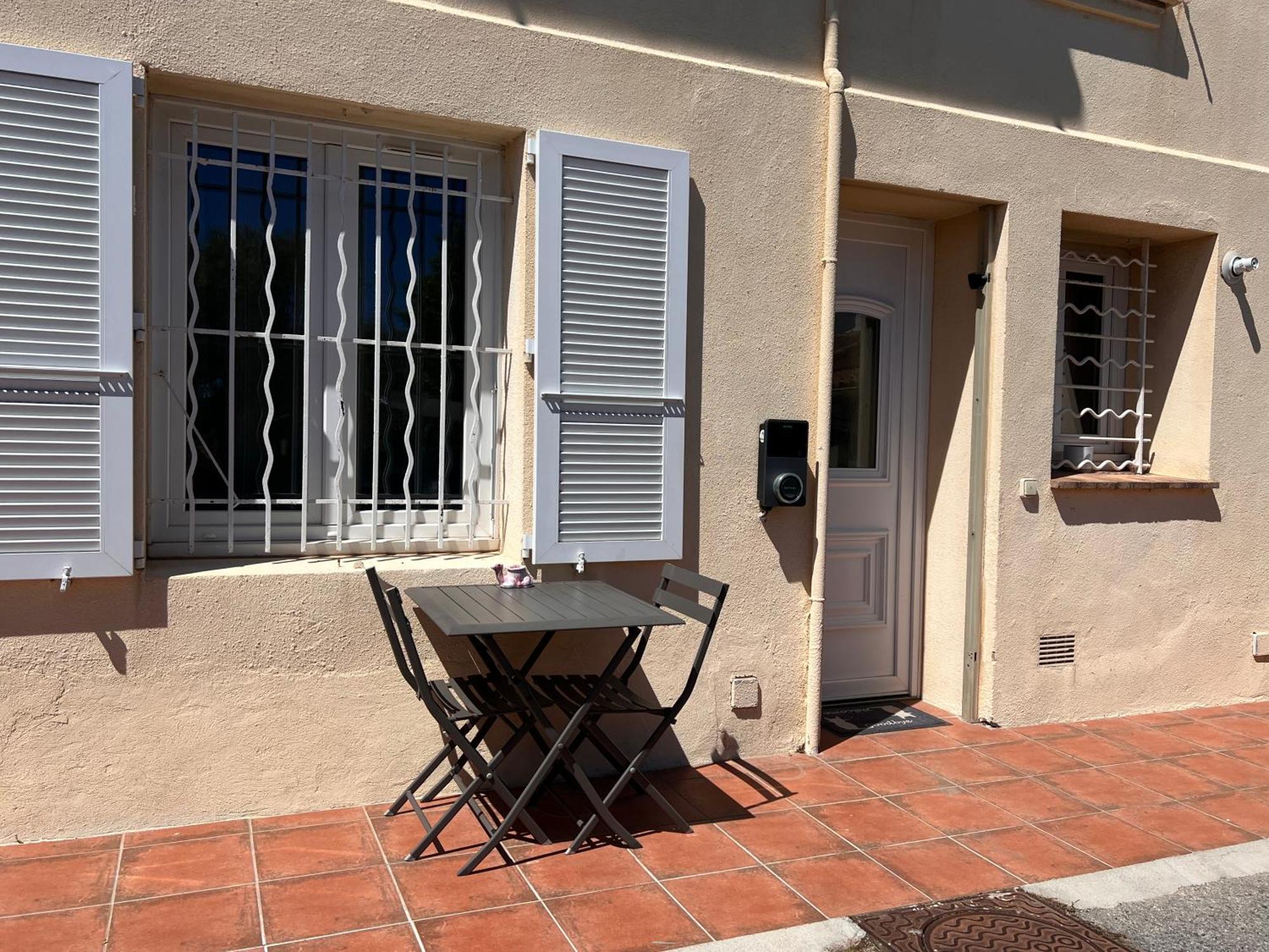 Provence Deux Chambres & Jardin アンティーブ エクステリア 写真